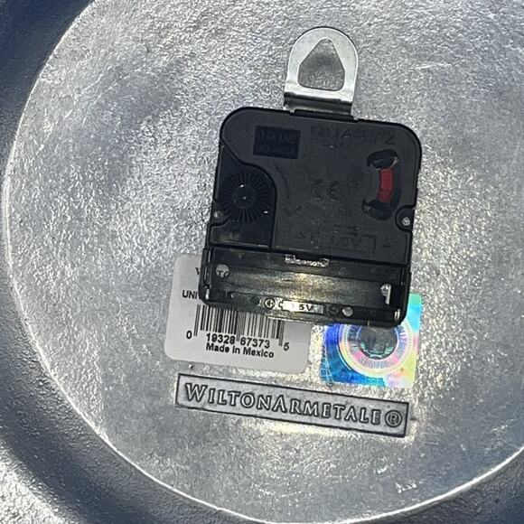 Wilton Armetale Pewter Clock Florida Gators Diamond Plate Man Cave UF Florida - Picture 5 of 5